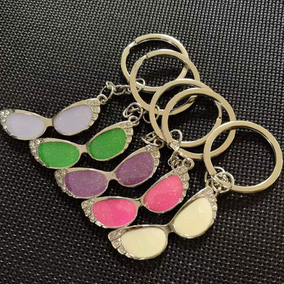 Fashion Creative Custom Wholesale Manufacturer 2D Metal Glasses Sunglasses Glitter Diamond Eyeglasses Keychain