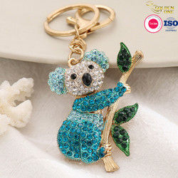 New Manufacturers European American diamond Ghost head creative epoxy metal 3d hip hop car keychain for bag pendant
