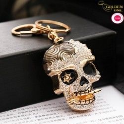 New Manufacturers European American diamond Ghost head creative epoxy metal 3d hip hop car keychain for bag pendant