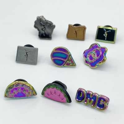 Souvenir Gift Sneaker Lapel Pin , Black Nickel Zinc Alloy Enamel Pin Shoes Badge