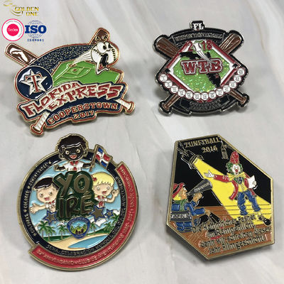 Souvenir Gift Sneaker Lapel Pin , Black Nickel Zinc Alloy Enamel Pin Shoes Badge