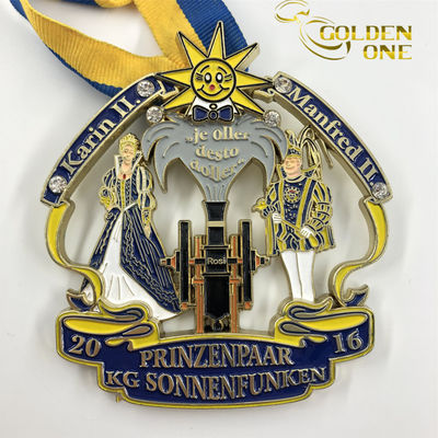 Antique Brass Bespoke Triathlon Finisher Soft Enamel Zinc Alloy Custom Medals With Lanyard
