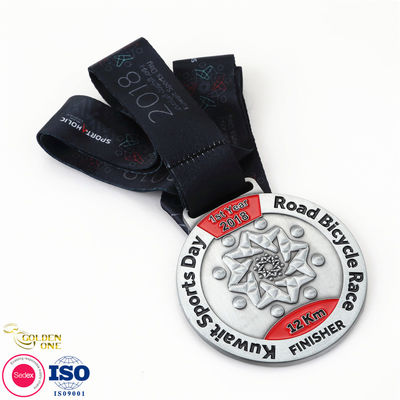 Zinc Alloy Antique Gold Medal , Metal Sports 3D Raised Round Award Medals And Ribbons