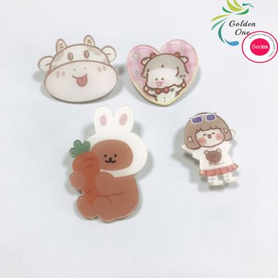 Custom Cartoon Metalicos Brooch Soft Enamel Metal Lapel Pins Acrylic Badge For Suit Men