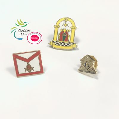 Custom Cute Logo Badge Waving Flag Pins Soft Enamel Decorations Metal Pins For Clothes