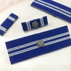 High quality Custom Low price blue lanyard antique nickel die stamp metal recessed lapel pin